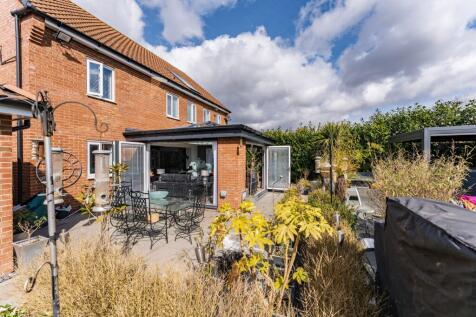 Property Image 28