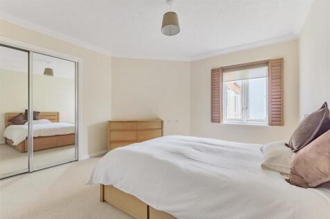 Bedroom One.jpg