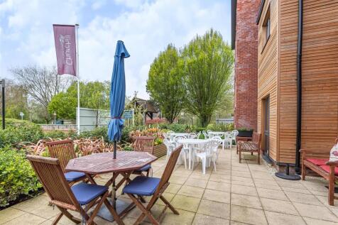 Owners Patio Area - New.jpg
