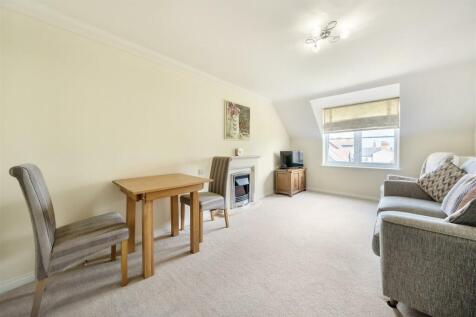 Living Room.jpg