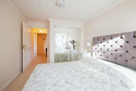 Bedroom (2).jpg