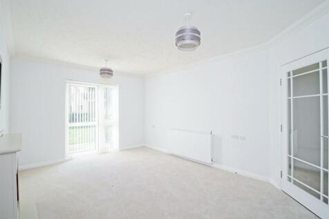 Living Room.jpg