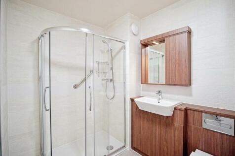 Shower Room.jpg