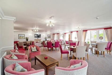 Owners Lounge.jpg