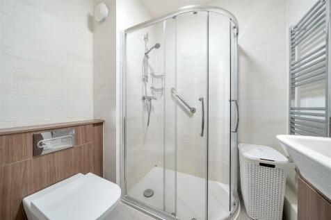 Shower Room.jpg