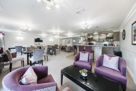 Owners Lounge.jpg