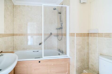 Bathroom.jpg