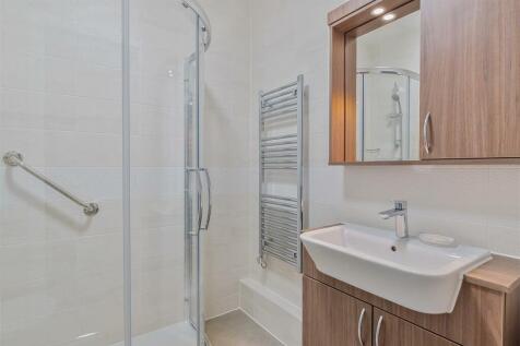 Shower Room.jpg