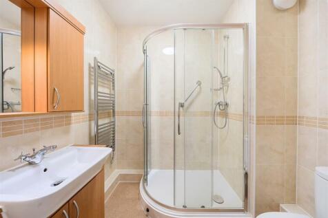 Shower Room.jpg