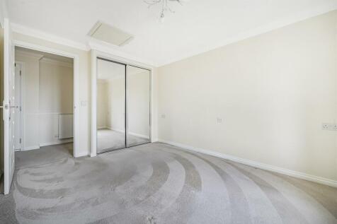 Bedroom (2).jpg