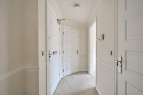 Hallway.jpg