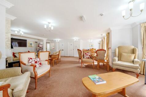 Owners Lounge 2.jpg
