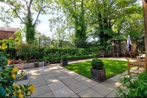 Canal Side Garden.jpeg
