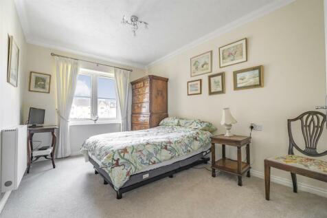 Bedroom.jpg