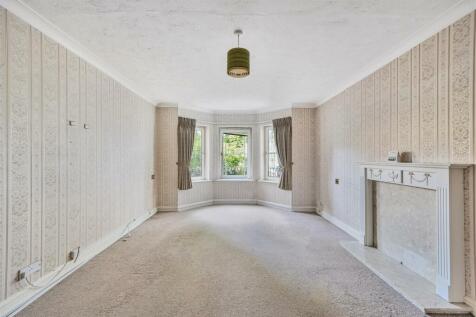 Living Room.jpg