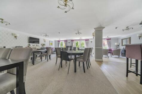 Owners Lounge.jpg