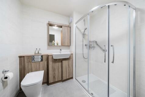 Shower Room.jpg