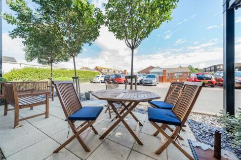 Owners Patio Area.jpg