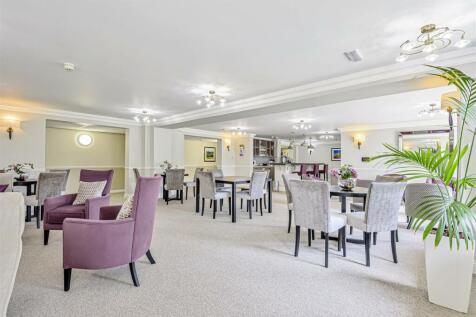 Owners Lounge 2.jpg