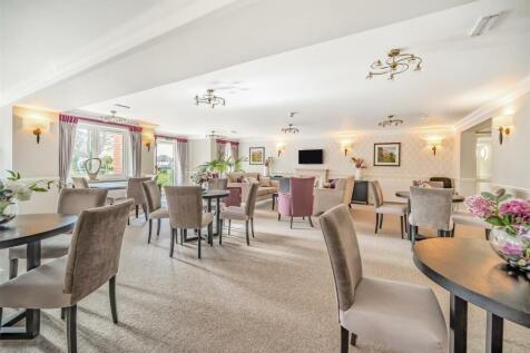 Owners Lounge.jpg