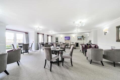 Owners Lounge.jpg