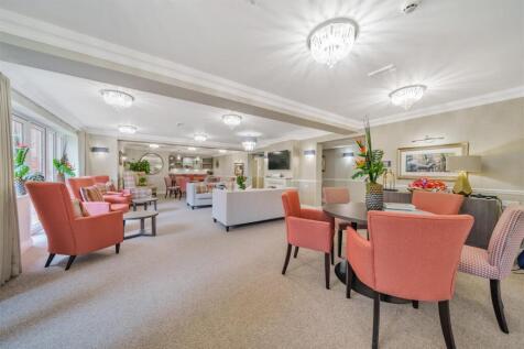 Owners Lounge.jpg