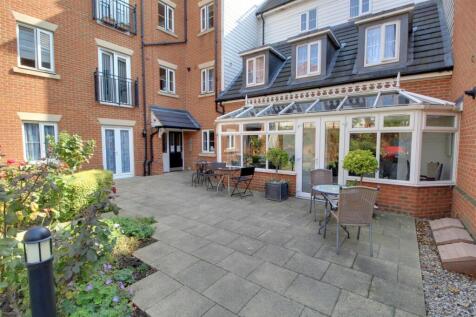 Owners Patio.jpg