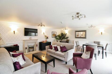 Owners Lounge.jpg
