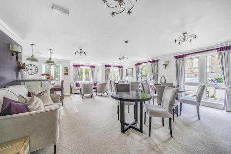 Owners Lounge.jpg