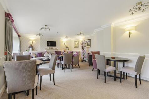 Owners Lounge.jpg