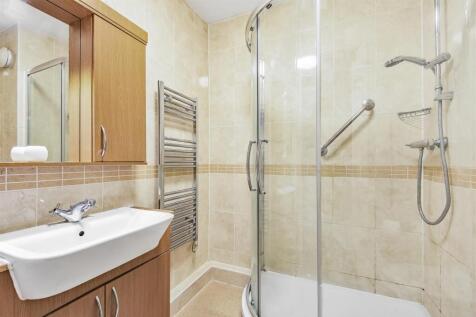 Shower Room.jpg