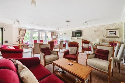 Owners Lounge.jpg