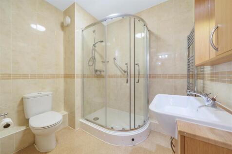 Shower Room.jpg