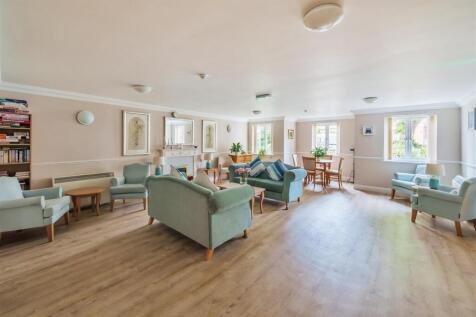 Communal Lounge.jpg