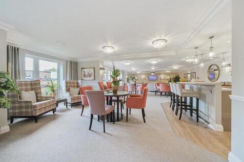 Owners Lounge 3.jpg