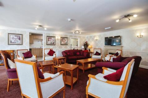 Owners Lounge.jpg