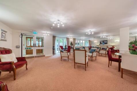 Owners Lounge.jpg