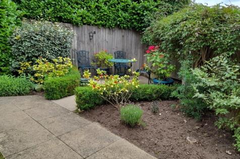 Owners Patio.jpg