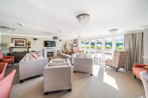 Owners Lounge.jpg