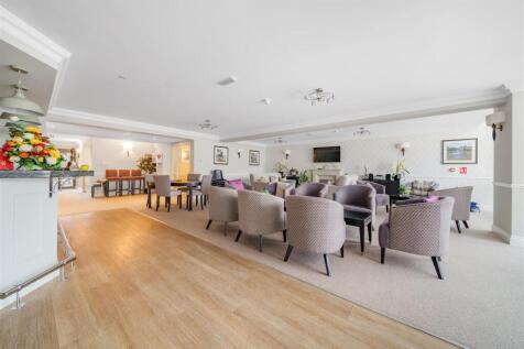 Owners Lounge 4.jpg