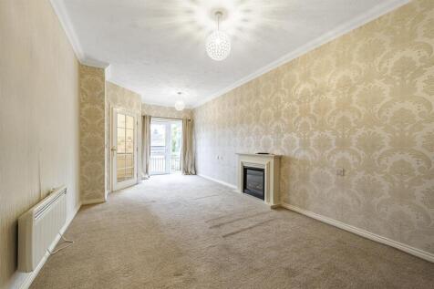 Living Room.jpg