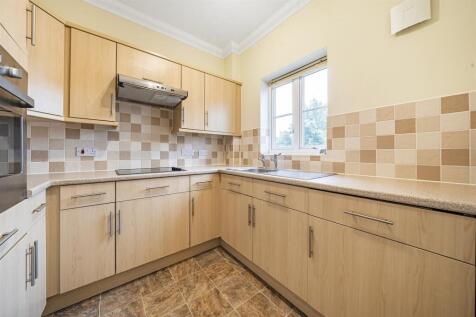 Kitchen (2).jpg