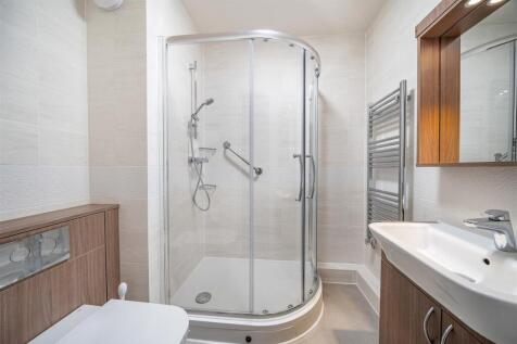 Shower Room.jpg