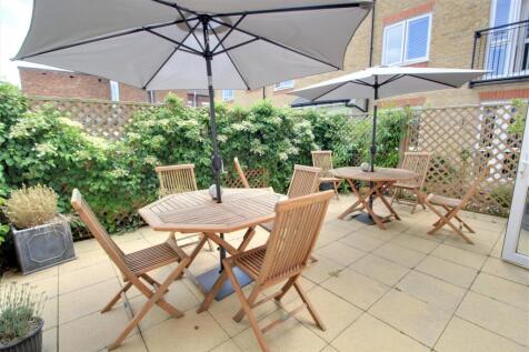 Owners Patio Area.jpg