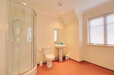 Guest Shower Room .jpg