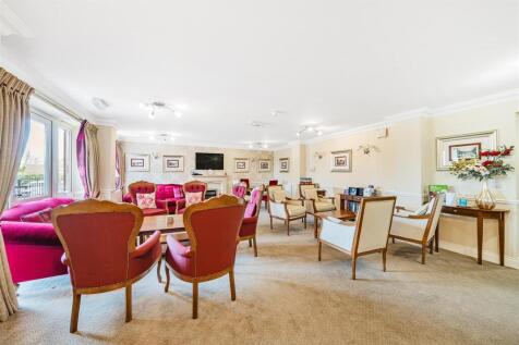 Owners Lounge.jpg