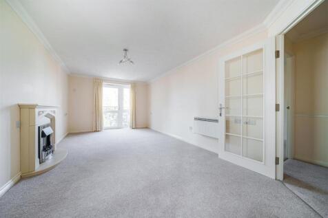 Living Room.JPG