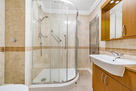 Shower Room.jpg