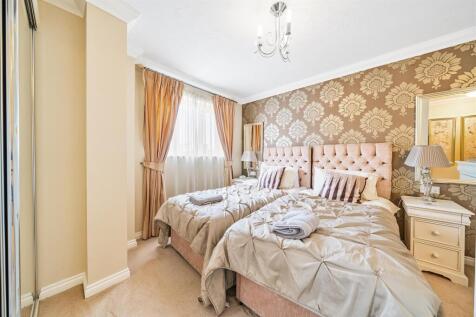 Owners Guest Suite.jpg