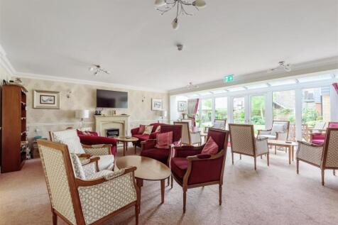 Owners Lounge.jpg